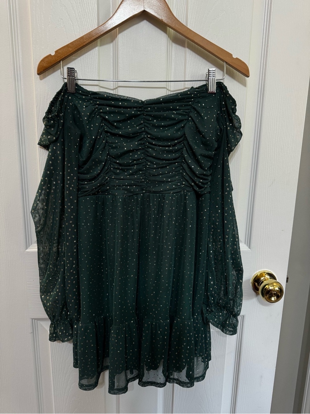 Francesca's Collections Dark Green Off-Shoulder Polka Dot Mini Dress